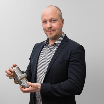 Olli Mäntyniemi (hover)